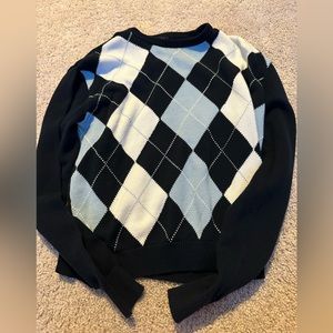 cute argyle sweater, very cozy